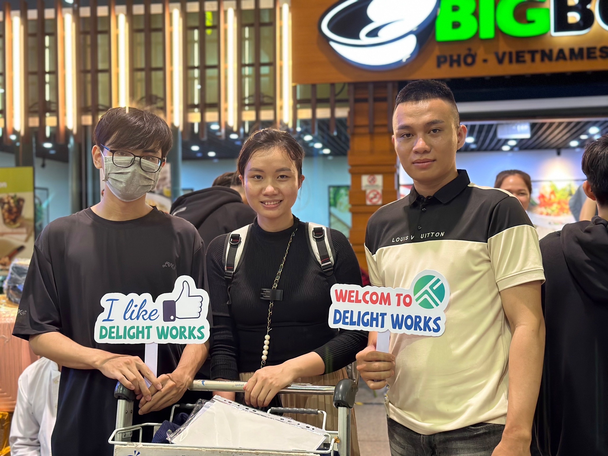 CHÚC CÁC BẠN THÀNH CÔNG TRÊN CON ĐƯỜNG ĐÃ CHỌN